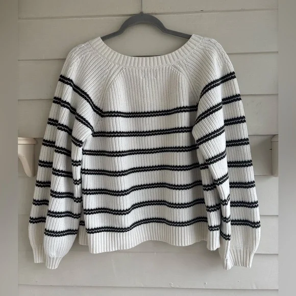 Lands' End Drifter V-Neck Striped Sweater Women’s Size Medium - Picture 11 of 11
